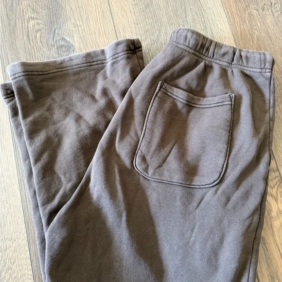 ELWOOD CORE STRAIGHT LEG SWEATPANT IN VINTAGE CHOCOLATE - Picture 4 of 4